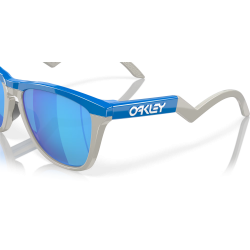 Oakley Frogskins™ Hybrid Primary Blue/Cool Grey Prizm Sapphire